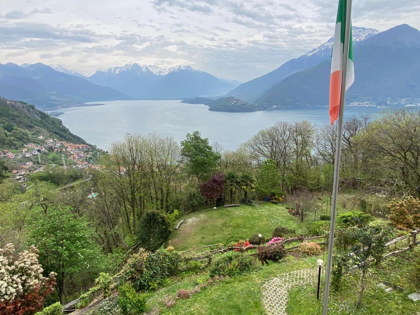 The Happy Rooster - Villa With Big Garden Pianello Del Lario Buitenkant foto